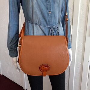 Dooney & Bourke, 1992 AWL, Gingerbread Tawny, Large Western Saddle Bag